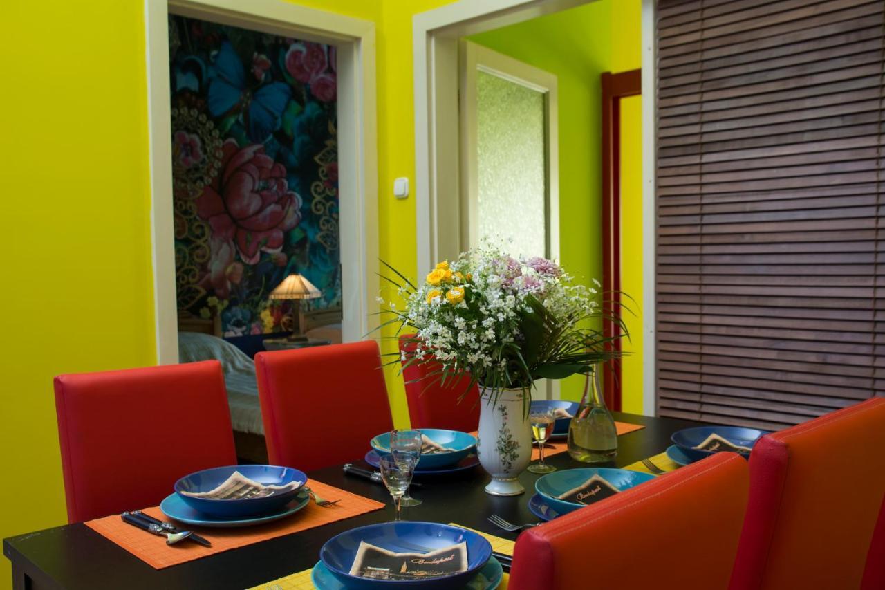 Theaterland Classic Apartments Budapest Bagian luar foto