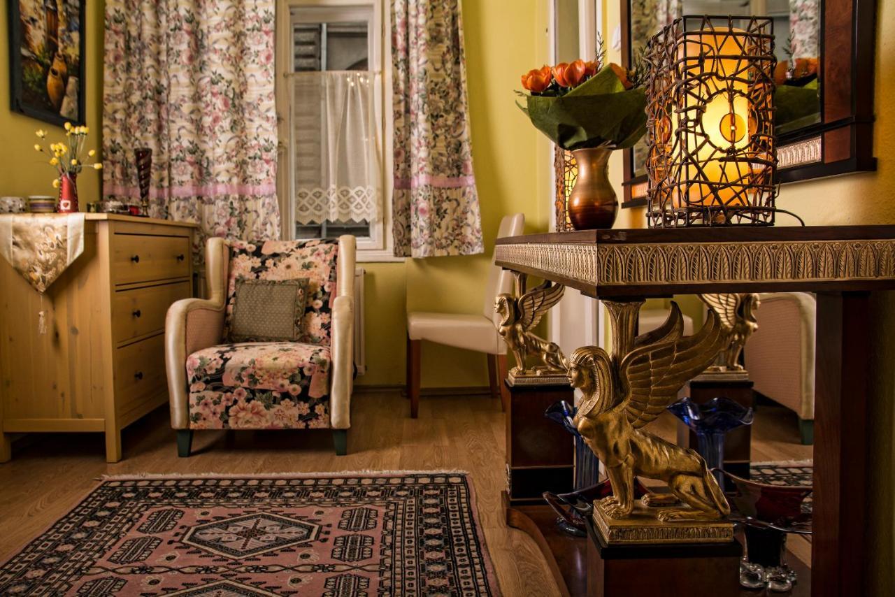 Theaterland Classic Apartments Budapest Bagian luar foto